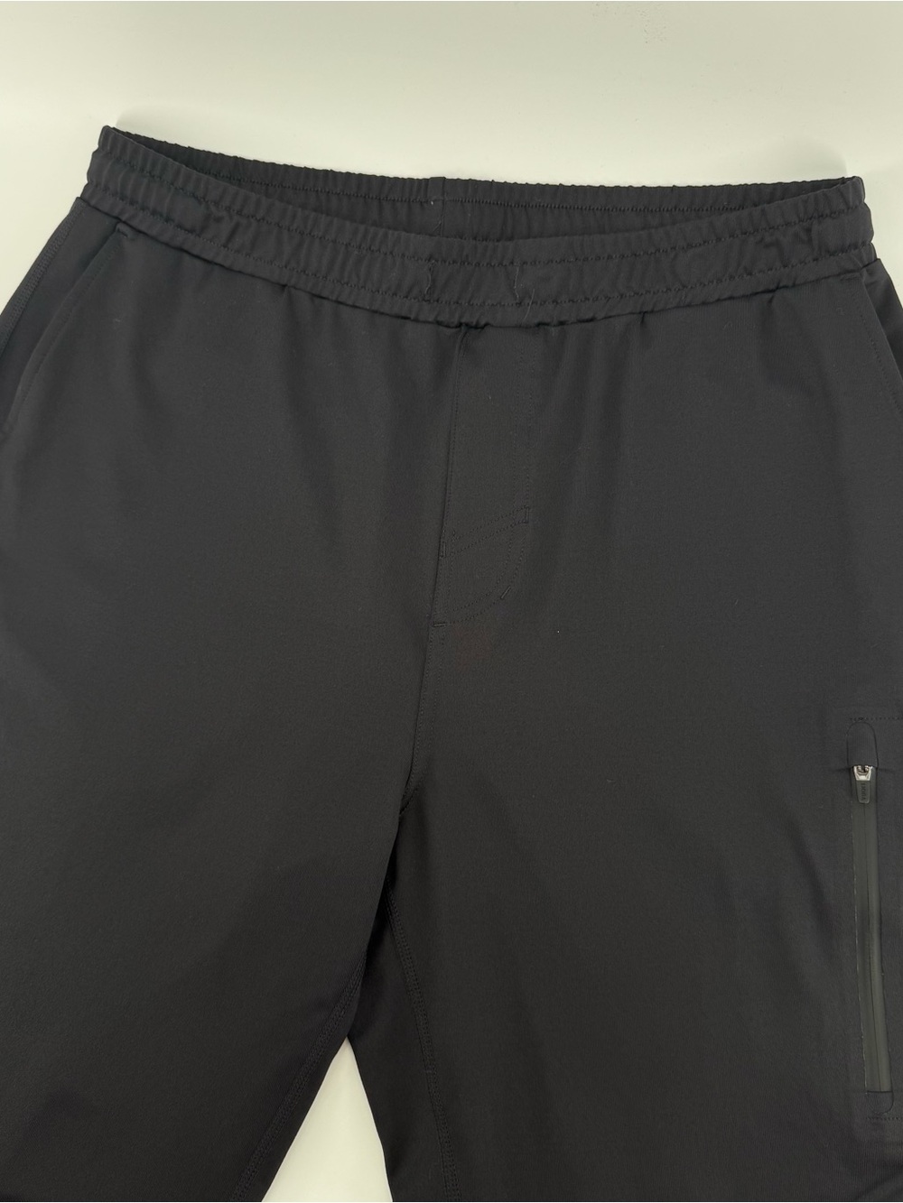 Vuori Sunday Pants Mens M Black Performance Jogger Zip Athletic V416